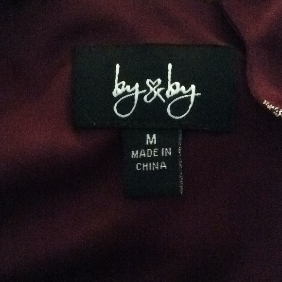 🐞 Sleeveless burgundy chiffon dress w/ gold print - Picture 4 of 4